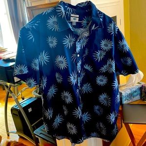Men’s XXL flowered shirt from Old Navy.